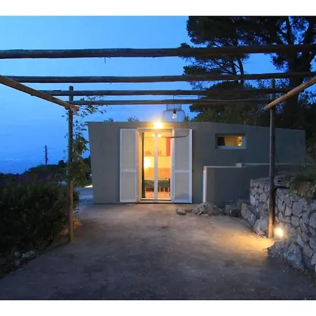 Sweet Capri Homes - Tiberius Capri Retreat - 9 Beds *