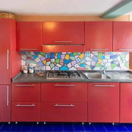 Sweet Capri Homes - Tiberius Capri Retreat - 9 Beds