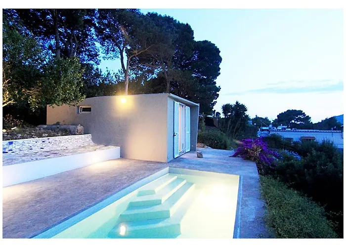 Casa Tiberius Retreat Villa